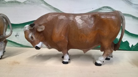 Braunviehfiguren-Stefan_Kaeser (3).JPG