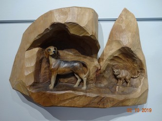 Hund und Katz Zirbenholz.JPG
